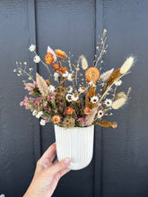Load image into Gallery viewer, EOS Vase Dried Arrangement
