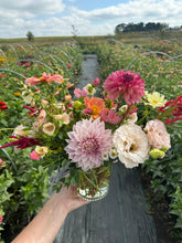 Load image into Gallery viewer, Annie Vase Arrangement
